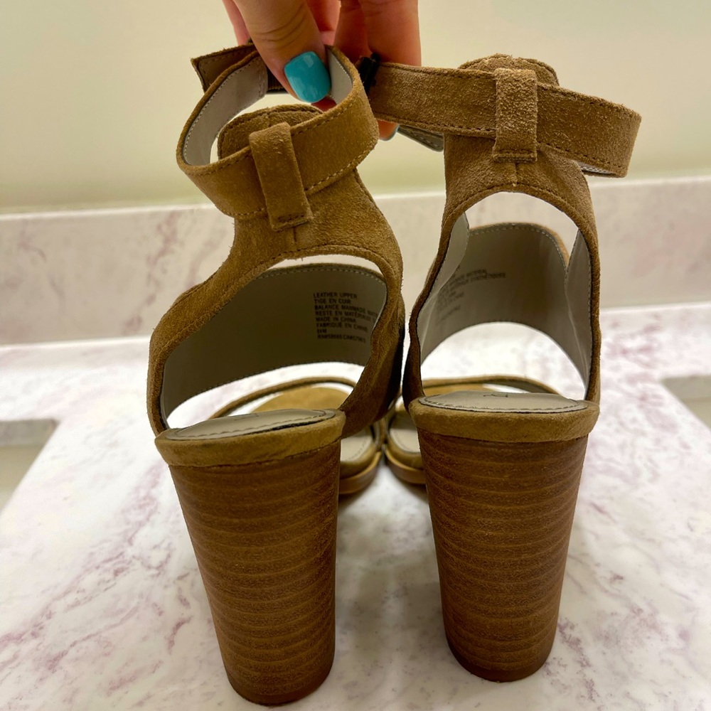 Hinge Shoes - image 3